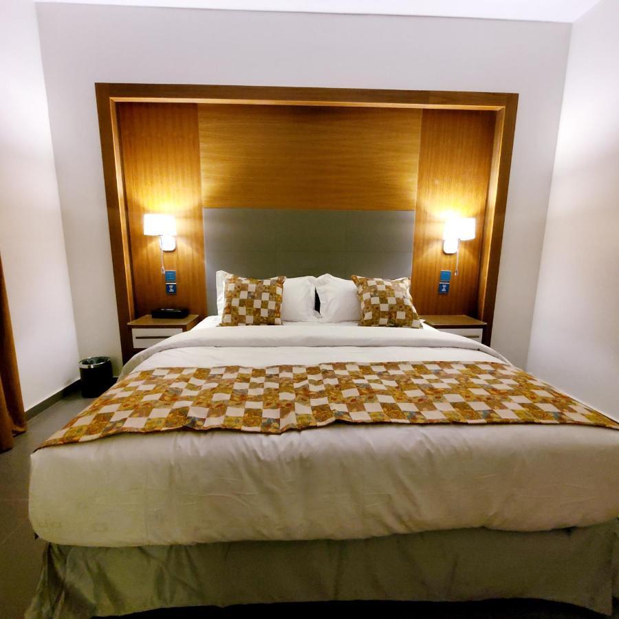 Passion Hotel Villas Khamis Mushait Extérieur photo